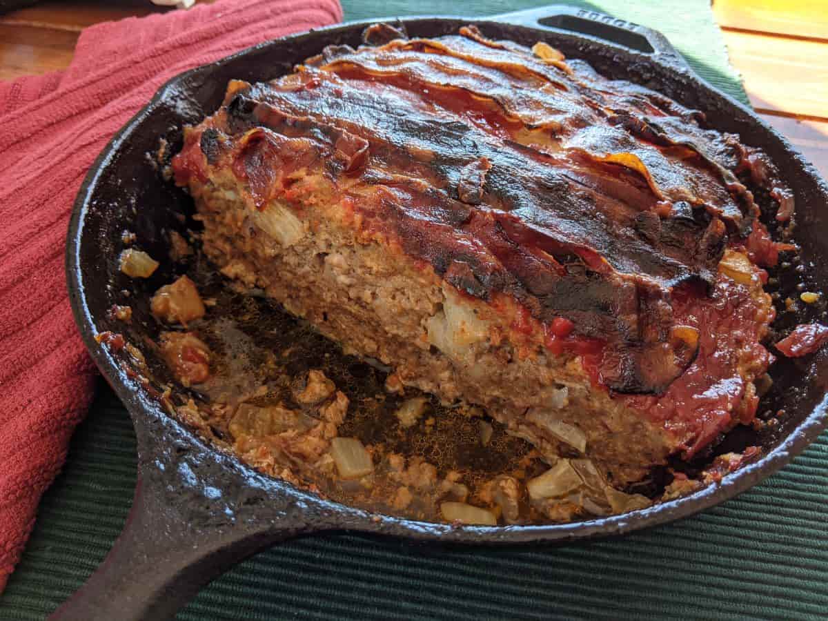 HOW TO MAKE CAST IRON SKILLET MEATLOAF COMFORT FOOD AT IT'S FINEST