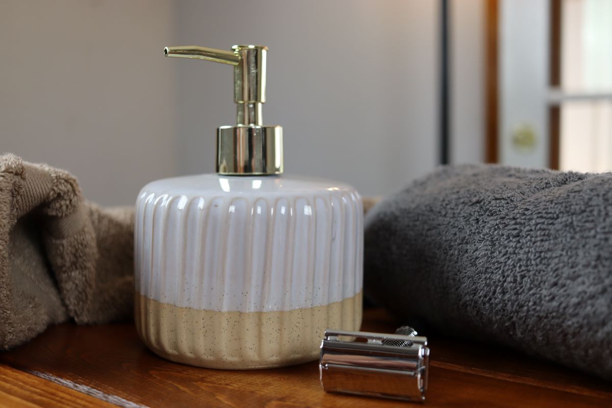 DIY ALOE VERA SHAVING GEL QUICK AND EASY TO MAKE Sustainable Slow