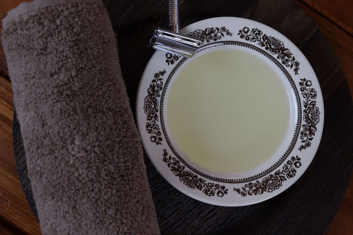 Natural DIY Shaving Gel Easy Aloe Vera Gel Recipe Sustainable Slow